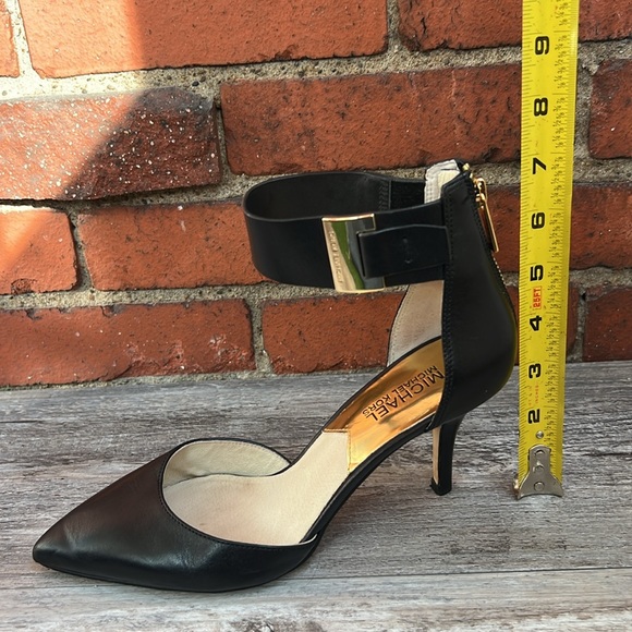 MICHAEL Michael Kors Leather Heels - Picture 14 of 16